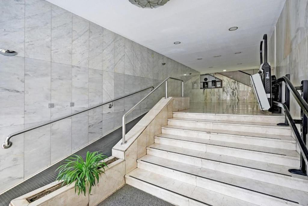 Granada Piso En Calle Arabial 117 Junto A El Corte Ingles Eksteriør billede