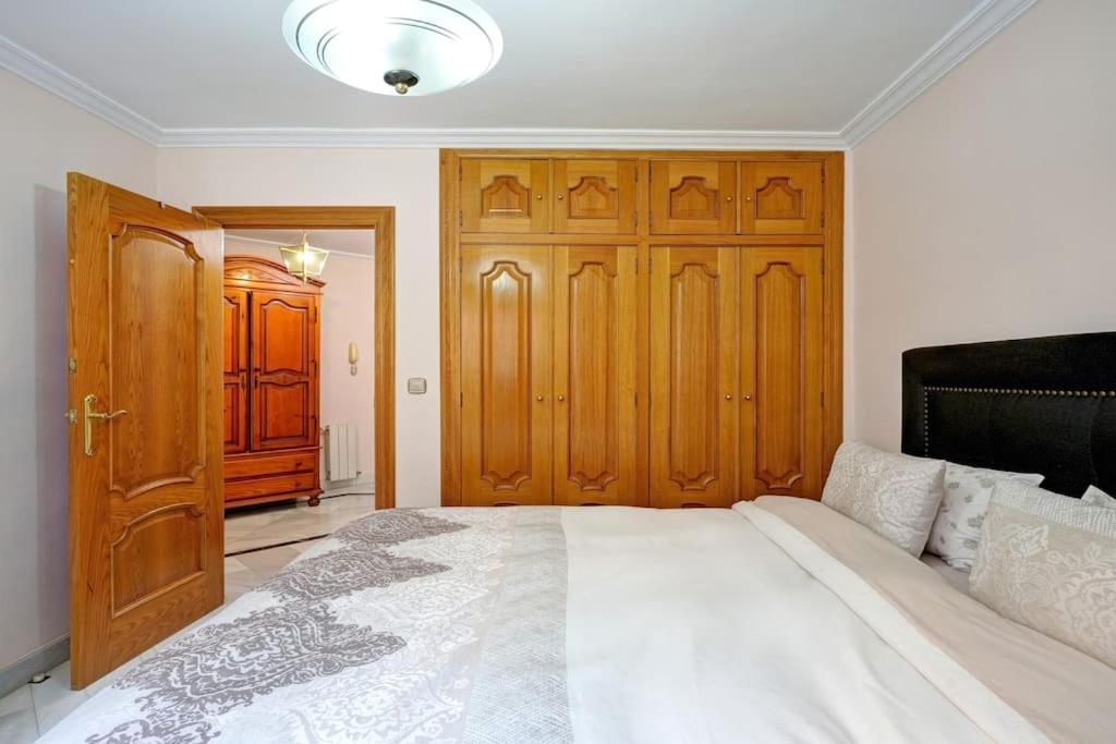 Granada Piso En Calle Arabial 117 Junto A El Corte Ingles Eksteriør billede